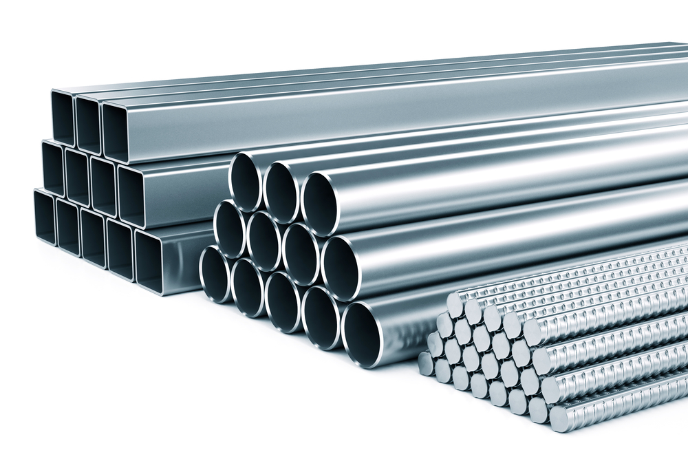 What are the advantages and disadvantages of steel pipe and plastic pipe?