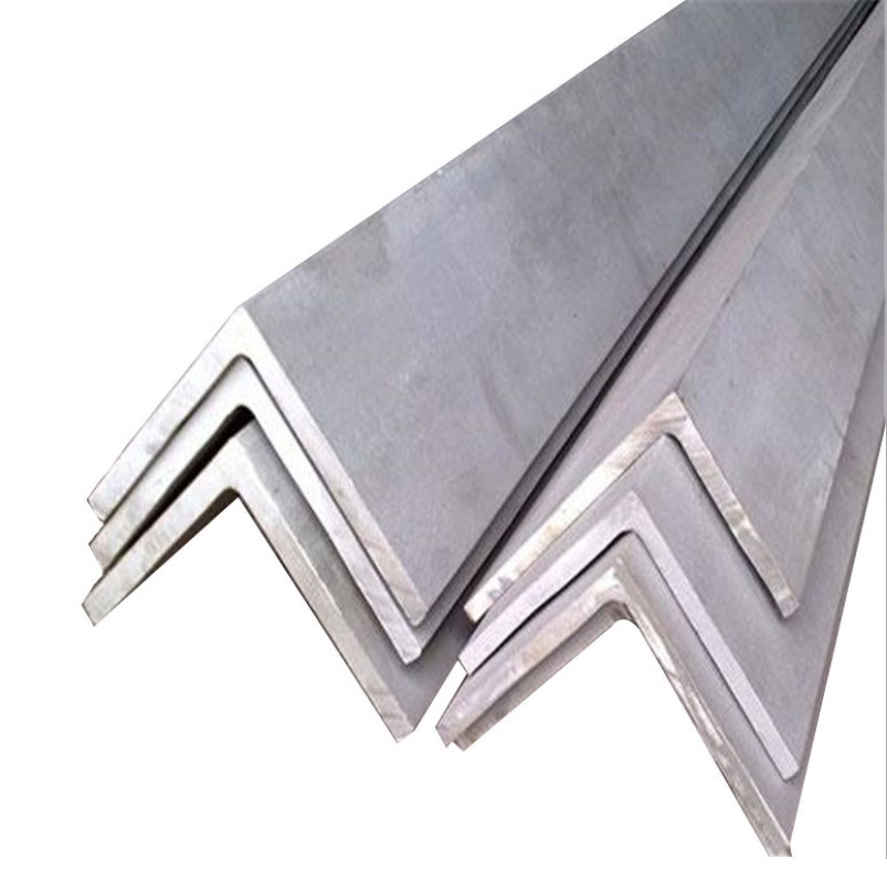 Maintenance points of galvanized angle steel
