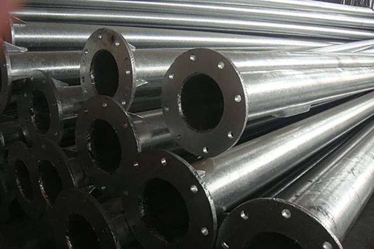 What are the characteristics of steel pipe poles?